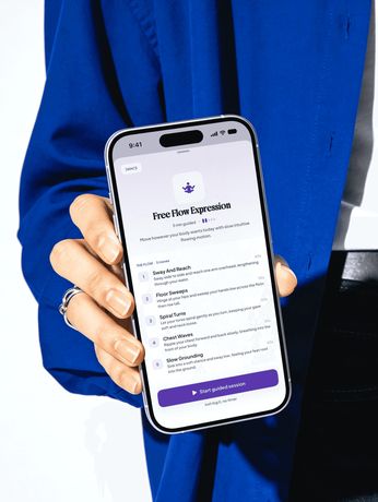 eluna open on an iPhone at a check-in